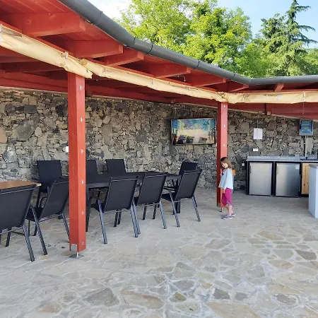 Villő Apartman