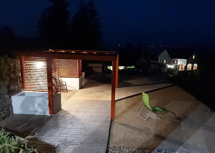 Villo Badacsonytomaj