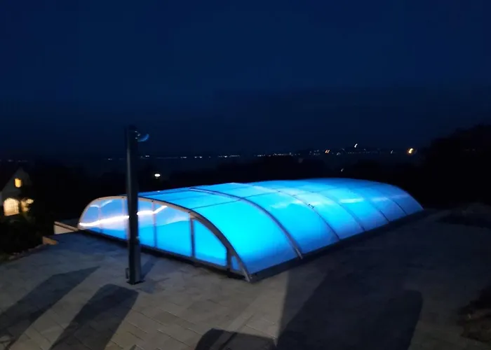 Villo Badacsonytomaj